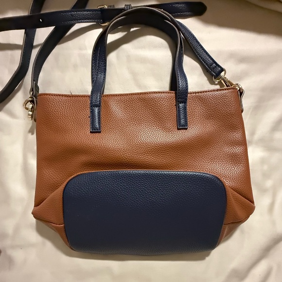 Anne Klein Gabby Bucket Bag with Crossbody Strap - Picture 5 of 11